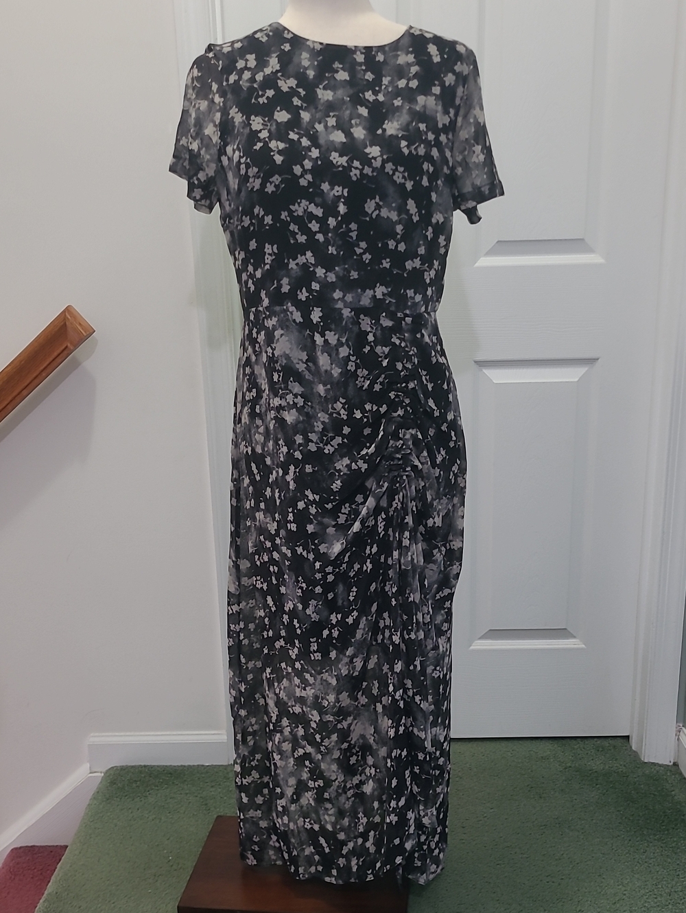 Simply Vera Vera Wang Black & White Floral Midi Dress
